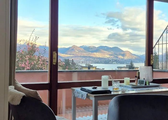 아파트 Sunset Lakeview Small Paradise *